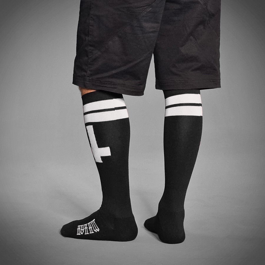 Chaussettes CROSS KNEE WHITE